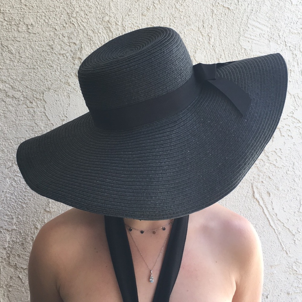 Black Wide Brim Sun Hat